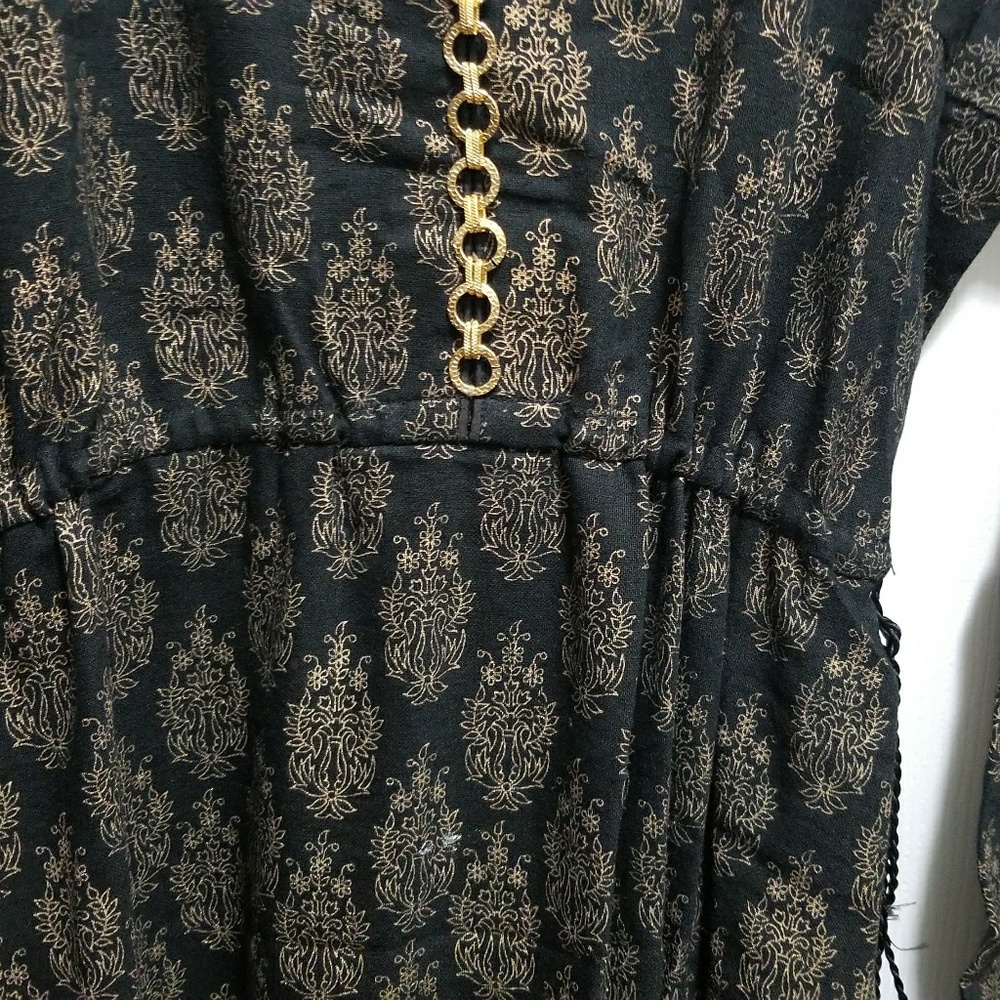 Dress - Picture 2 of 4